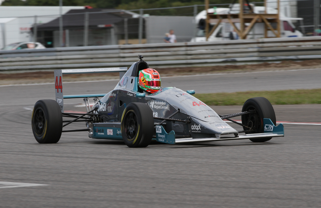 Casper T Hansen i FR5
(Foto: Motorsporten.dk)